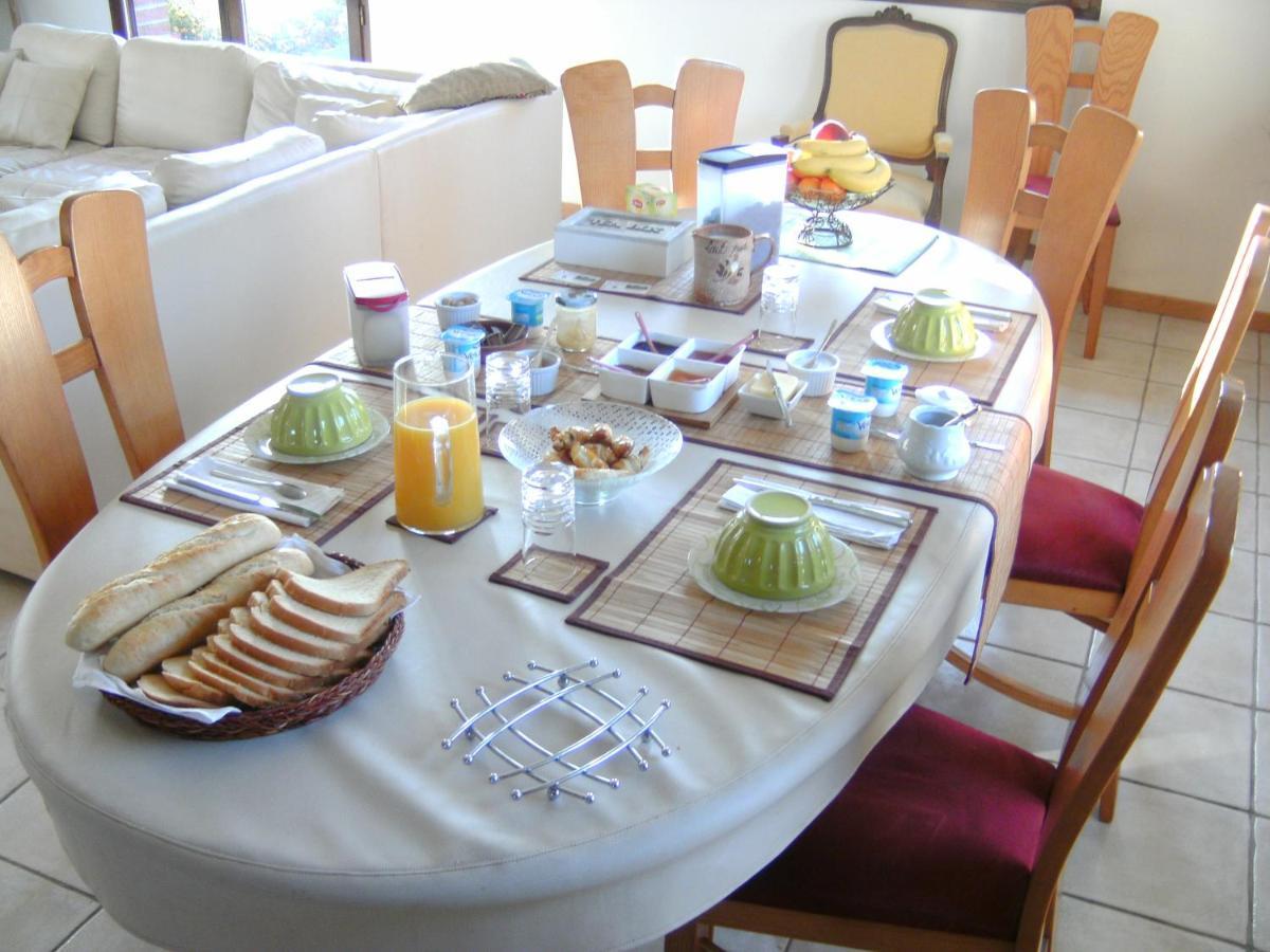 Au Fil De L'Eau Bed and Breakfast Saulzoir Eksteriør billede